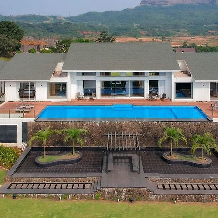 Stayvista'S Villa 107 At Canary Farms - Pure Veg With Huge Lawn, Pool And Home Theatre Lonavala Εξωτερικό φωτογραφία